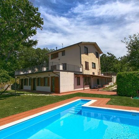 Belvilla By Oyo Villa Insieme San Valentino in Abruzzo Citeriore Esterno foto