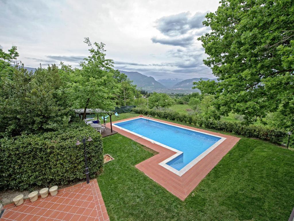 Belvilla By Oyo Villa Insieme San Valentino in Abruzzo Citeriore Esterno foto